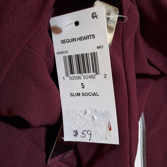 NWT SEQUIN HEARTS BURGUNDY SHORT SLEEVE OFF SHOULDER COCKTAIL BODYCON DRESS - Picture 7 of 11